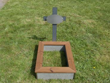 Urnengrab Kreuz